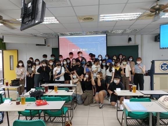 1111 中語系認親茶會(111.09.21)