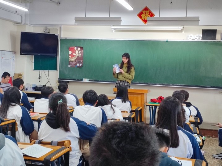 中語系同學走進育達高中 推動校園文學風氣